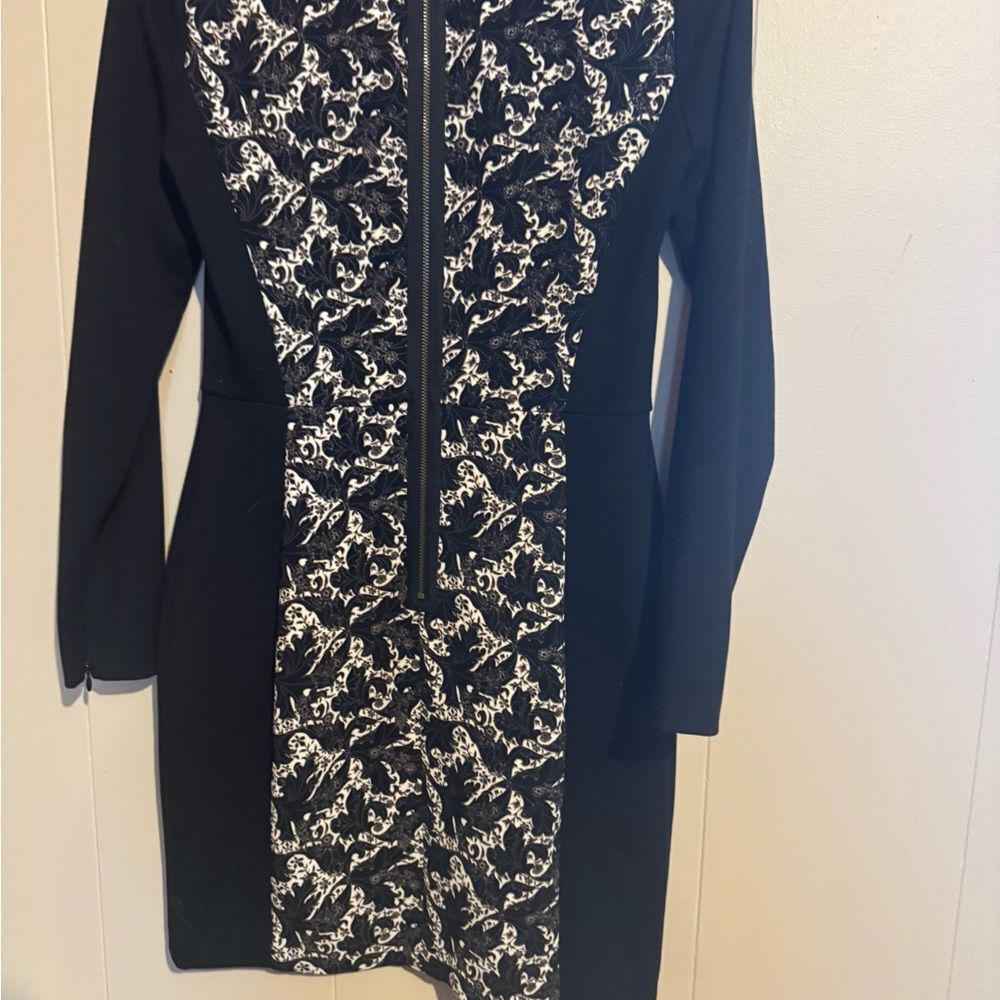 CLUB MONACO Wom Sz 2‎ Ashton Dress Ponte Knit Black Exposed Zip Leaf Print Black - Picture 4 of 8